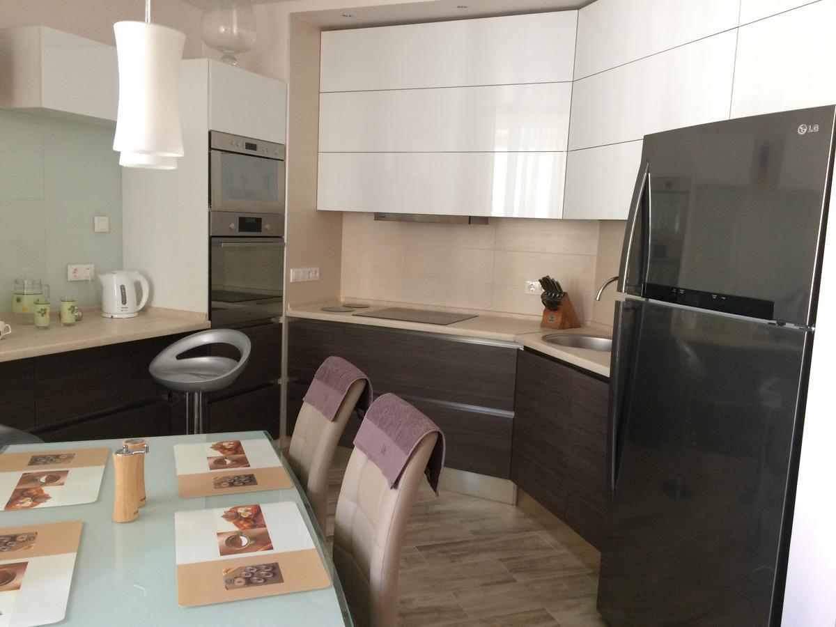 Apartments "Pleasure" キエフ エクステリア 写真