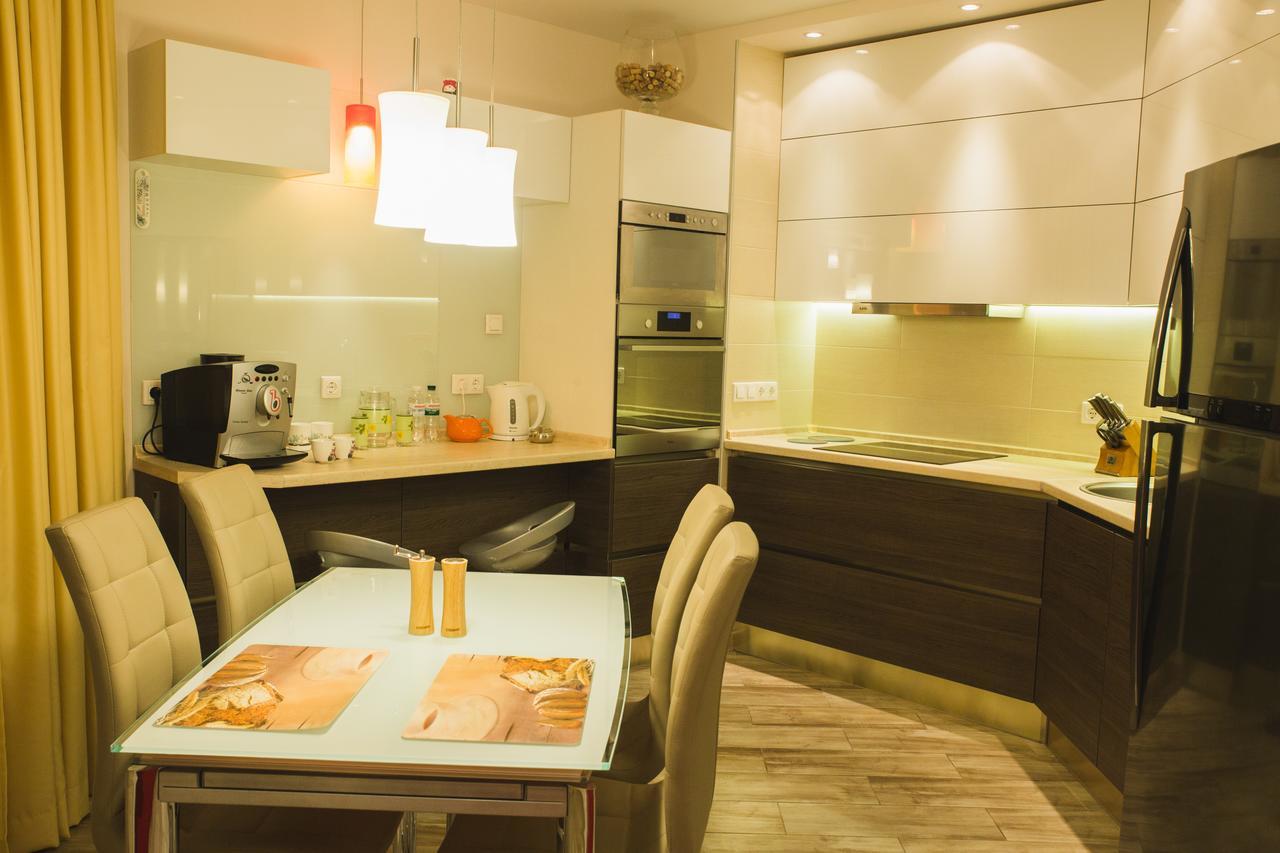 Apartments "Pleasure" キエフ エクステリア 写真