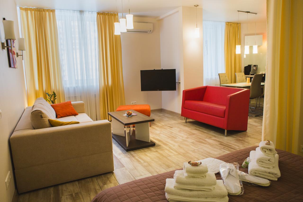 Apartments "Pleasure" キエフ エクステリア 写真